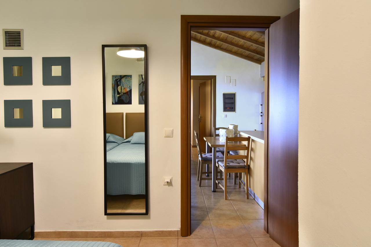 Agia Kali Villas 梅加利阿莫斯 外观 照片